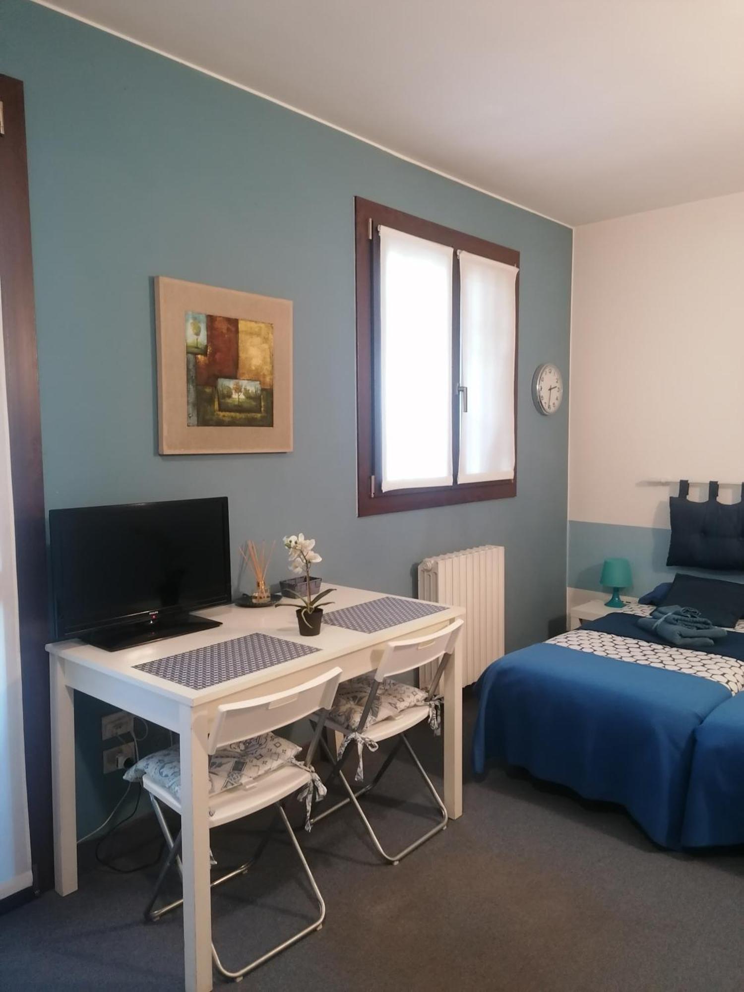 La Casa Blu- Forum Di Assago, Ospedale Humanitas, Milanofiori, Ieo Rozzano Room photo